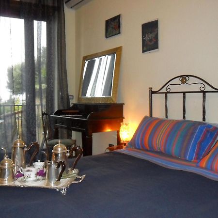 B&B Villa Patrizia Ercolano Bagian luar foto