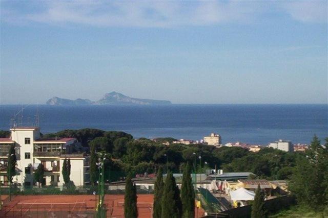 B&B Villa Patrizia Ercolano Bagian luar foto