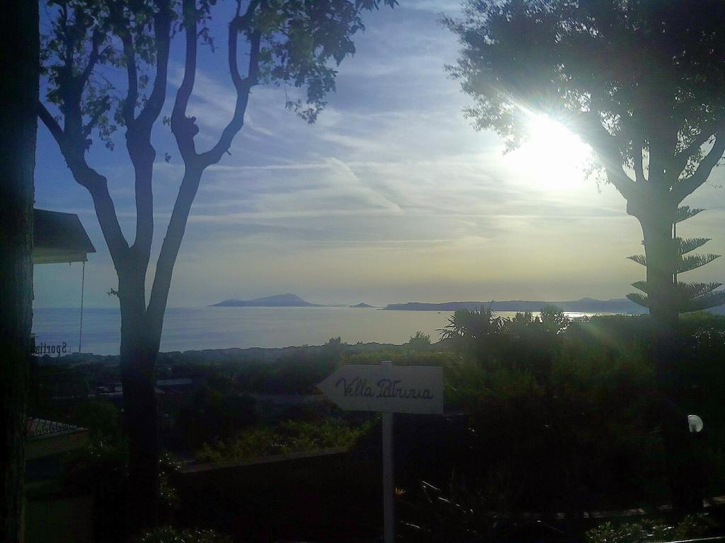 B&B Villa Patrizia Ercolano Bagian luar foto